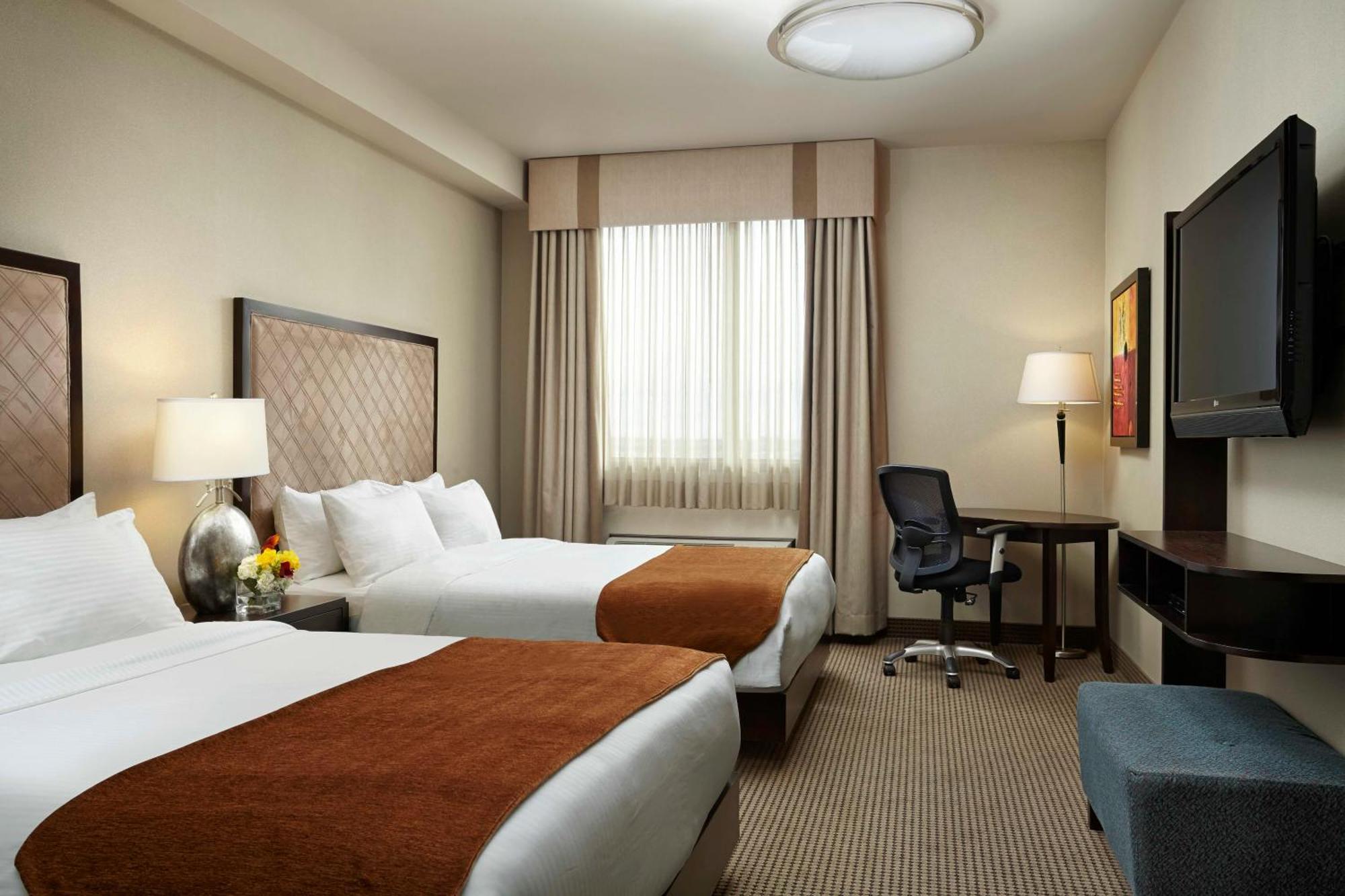 Acclaim Hotel By Clique YYC Eksteriør billede