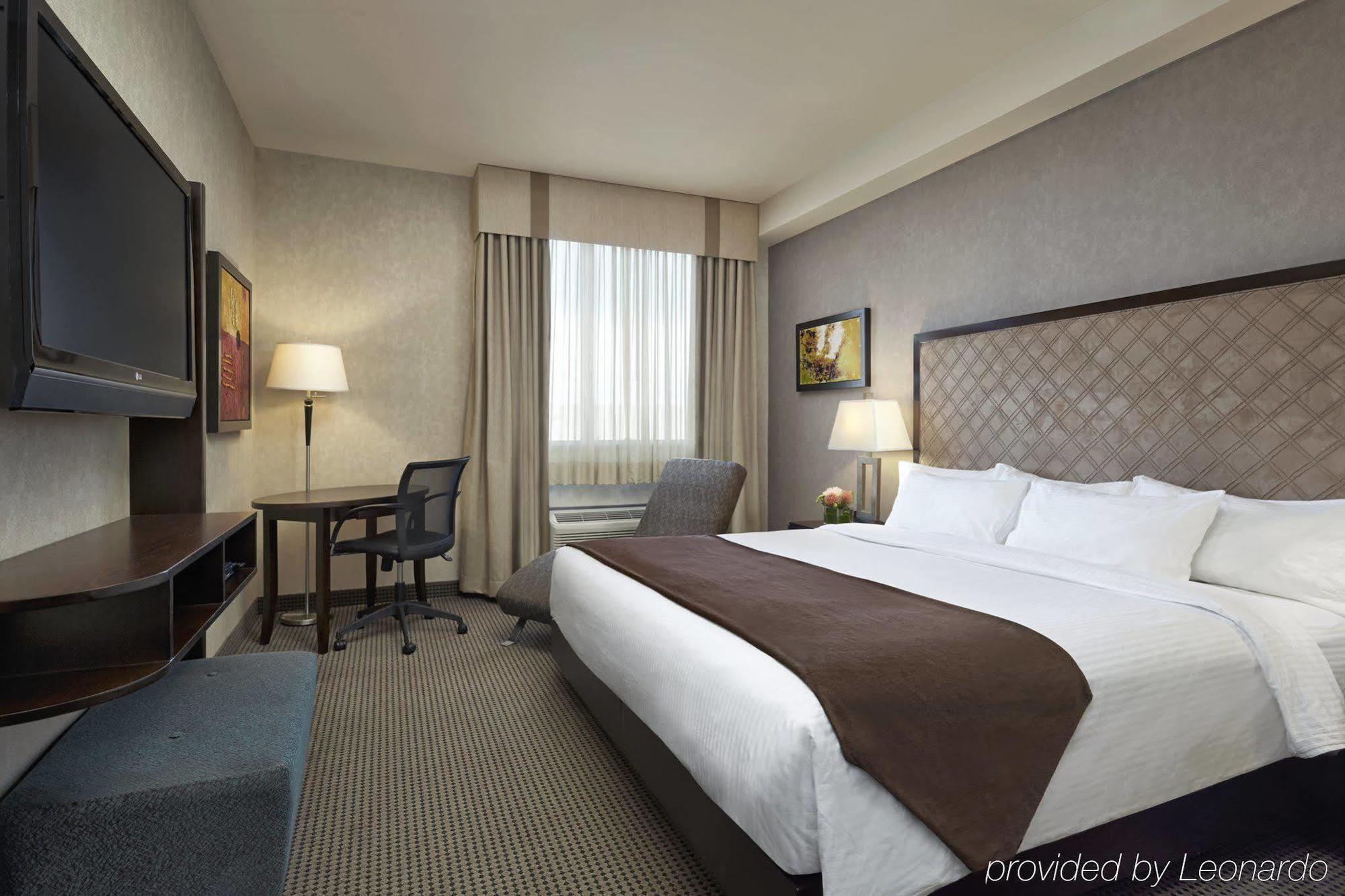 Acclaim Hotel By Clique YYC Eksteriør billede