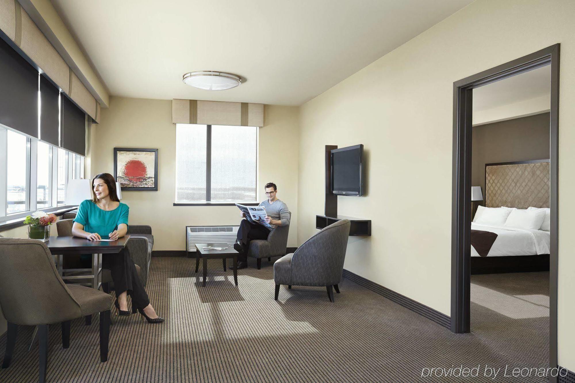 Acclaim Hotel By Clique YYC Eksteriør billede