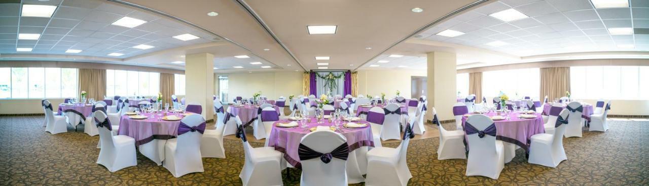 Acclaim Hotel By Clique YYC Eksteriør billede