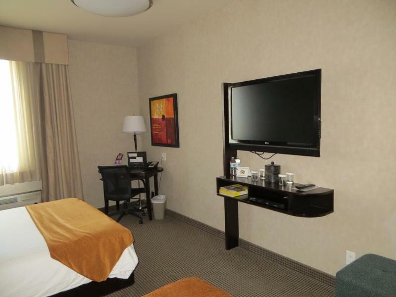 Acclaim Hotel By Clique YYC Eksteriør billede